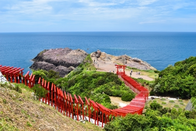 長門市の元乃隅神社